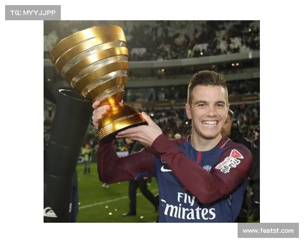 如何评价洛塞尔索在现代足球中的独特风格与技术特点